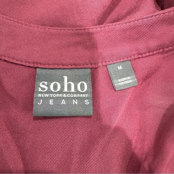 New York & Company Soiled mauve Long Sleeve V Neck Blouse Lightweight size M - Picture 8 of 11